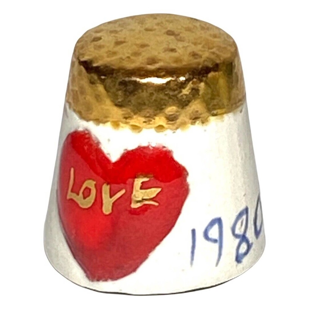 Red Heart Valentines. vintage 1980 hand made gold trimmed thimble